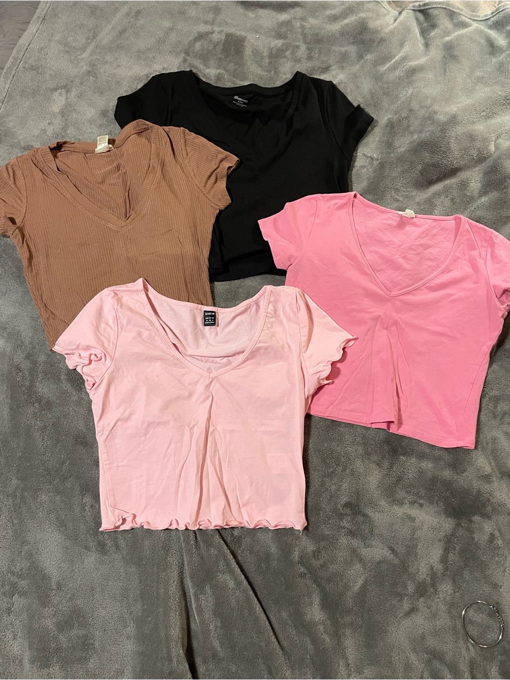 Junior’s Crop Tee 4 Pack, Sz M, Pink/tan/black